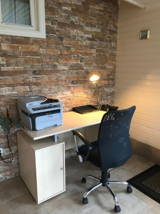 Comfortable 3 Bedroom Apartment On One Floor. 桑讷菲尤尔 外观 照片