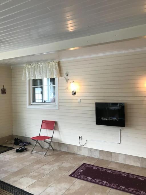 Comfortable 3 Bedroom Apartment On One Floor. 桑讷菲尤尔 外观 照片